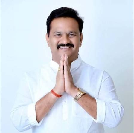 श्री अभिजीत धनंजय पाटील
